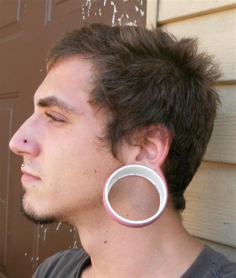 stretched ears dating